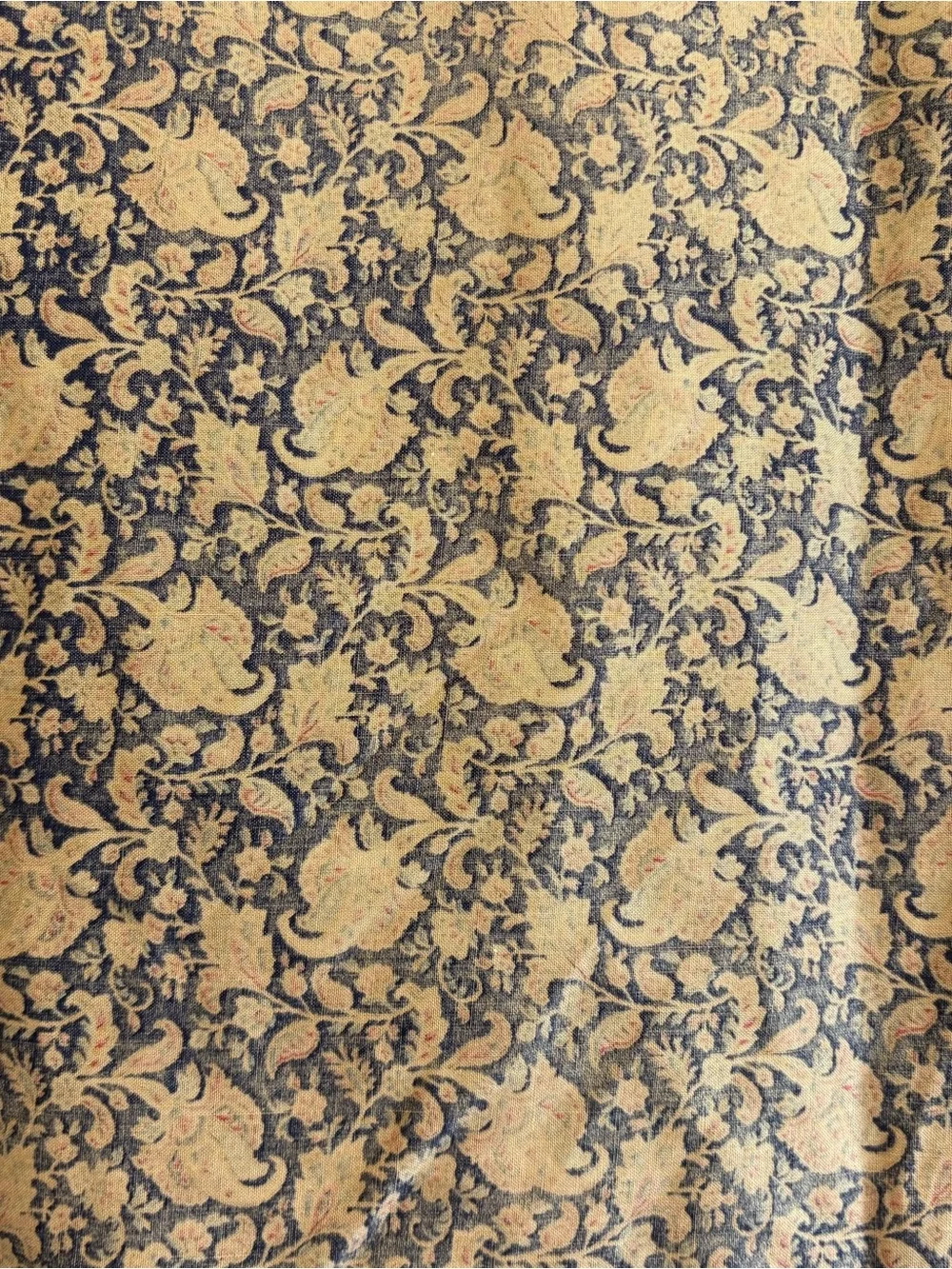 Vintage Paisley Grunge Print Tablecloth in Navy and Burgundy